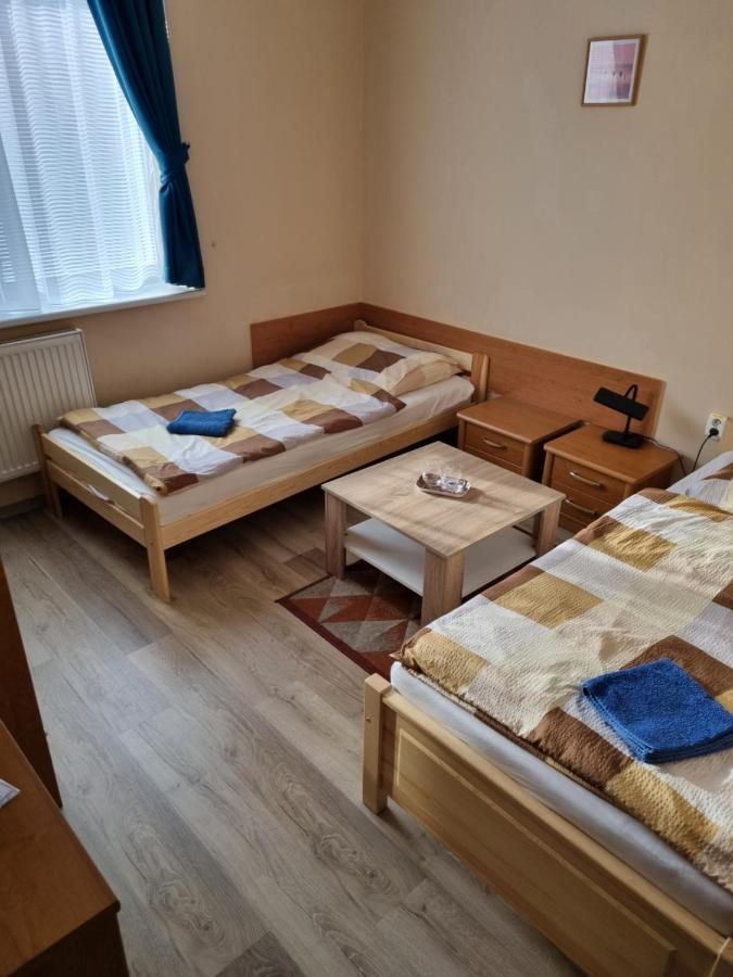 Penzion Arcadia Nové Zámky Εξωτερικό φωτογραφία